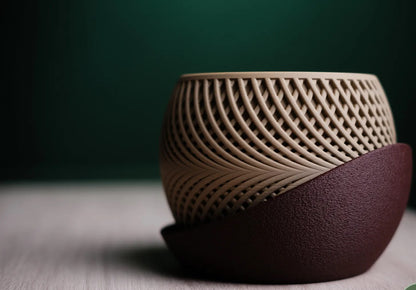 GadgetGifters Unique Planter Pot CURVE – Stylish, Modern &amp; Perfect for Home Décor