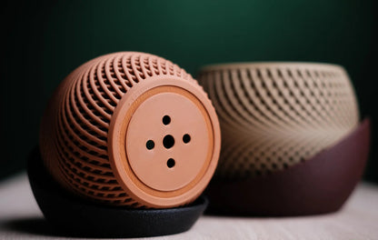 GadgetGifters Unique Planter Pot CURVE – Stylish, Modern &amp; Perfect for Home Décor